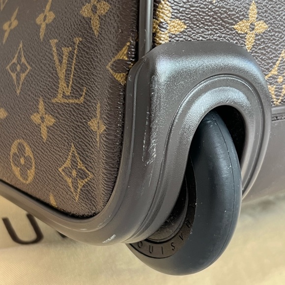 Authentic LOUIS VUITTON Eole 50 LV Monogram Duffel Rolling Travel Bag, Like NEW! - Picture 13 of 17